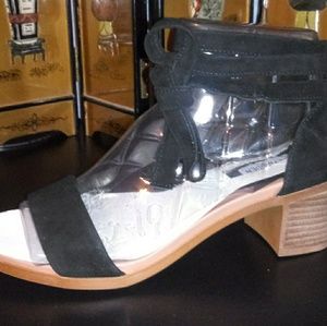 Black suede leather ladies shoes